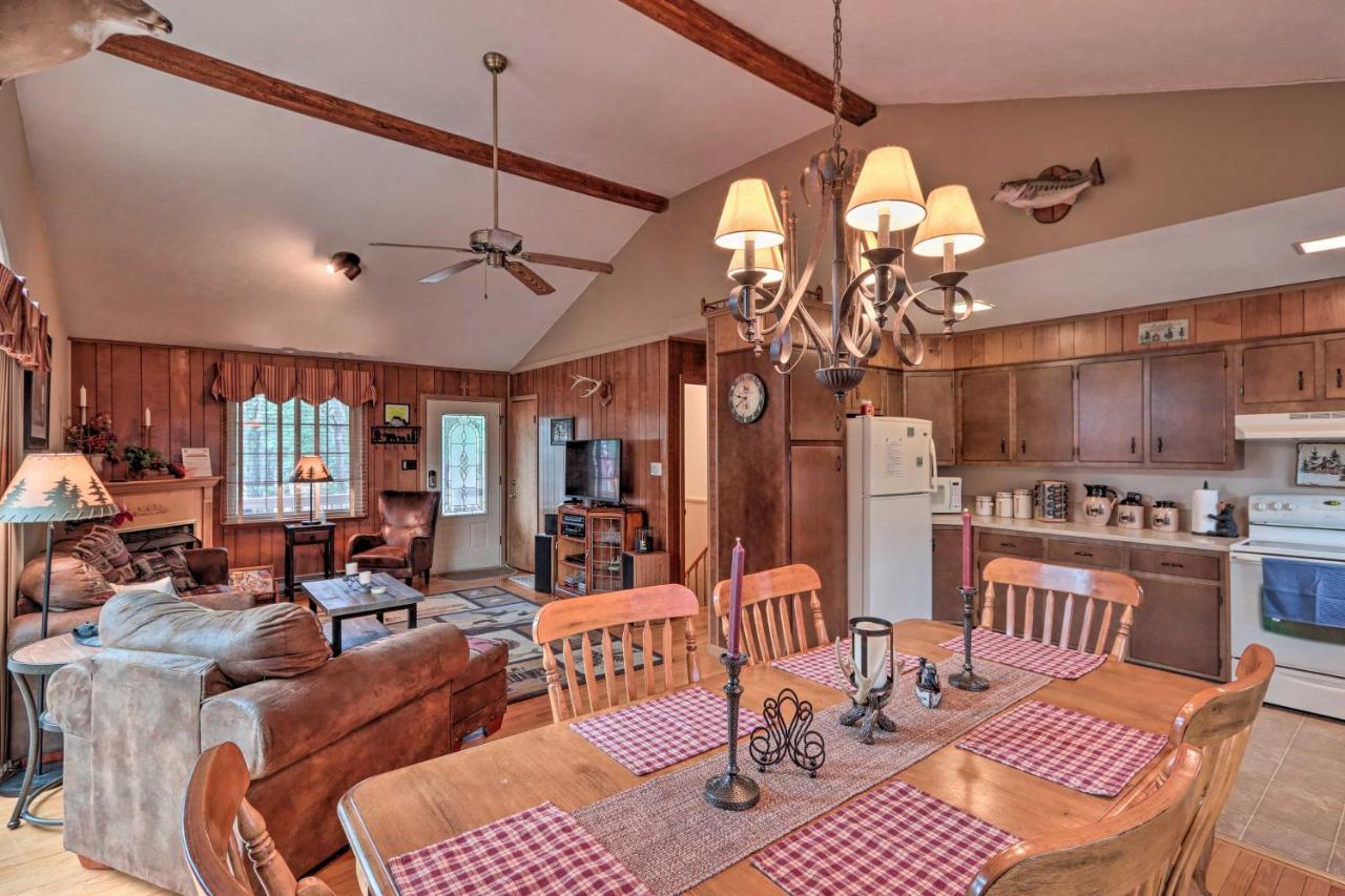 Poconos Home With Game Room Walk To Lake Harmony! Extérieur photo
