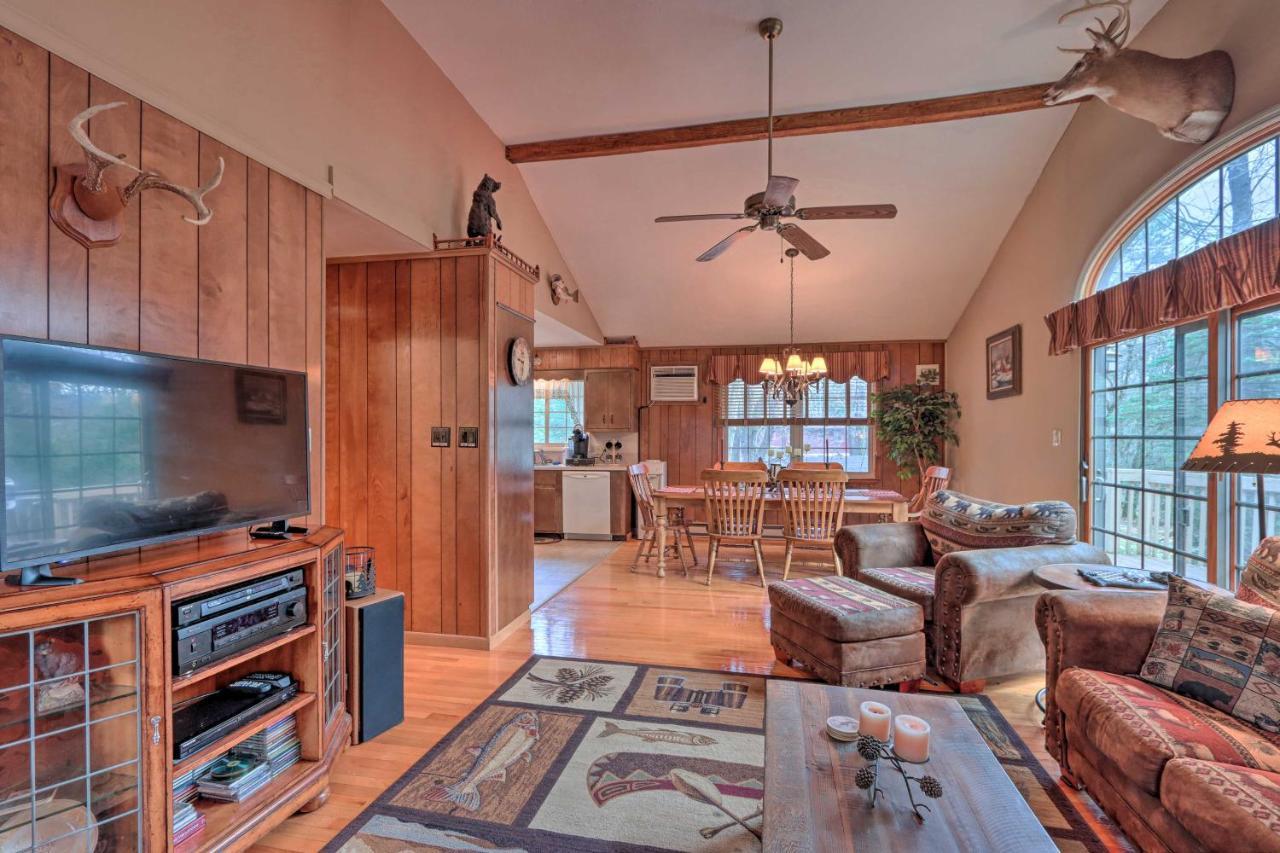 Poconos Home With Game Room Walk To Lake Harmony! Extérieur photo