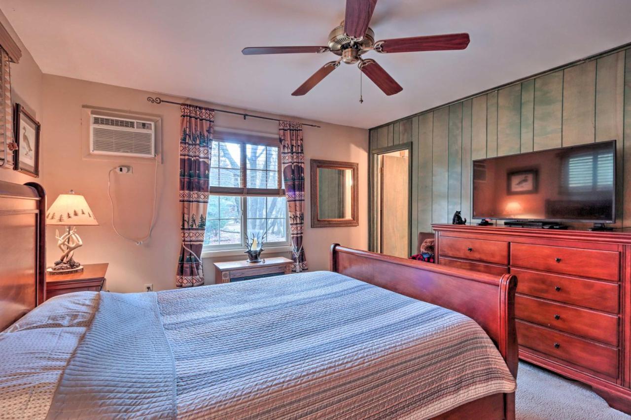 Poconos Home With Game Room Walk To Lake Harmony! Extérieur photo